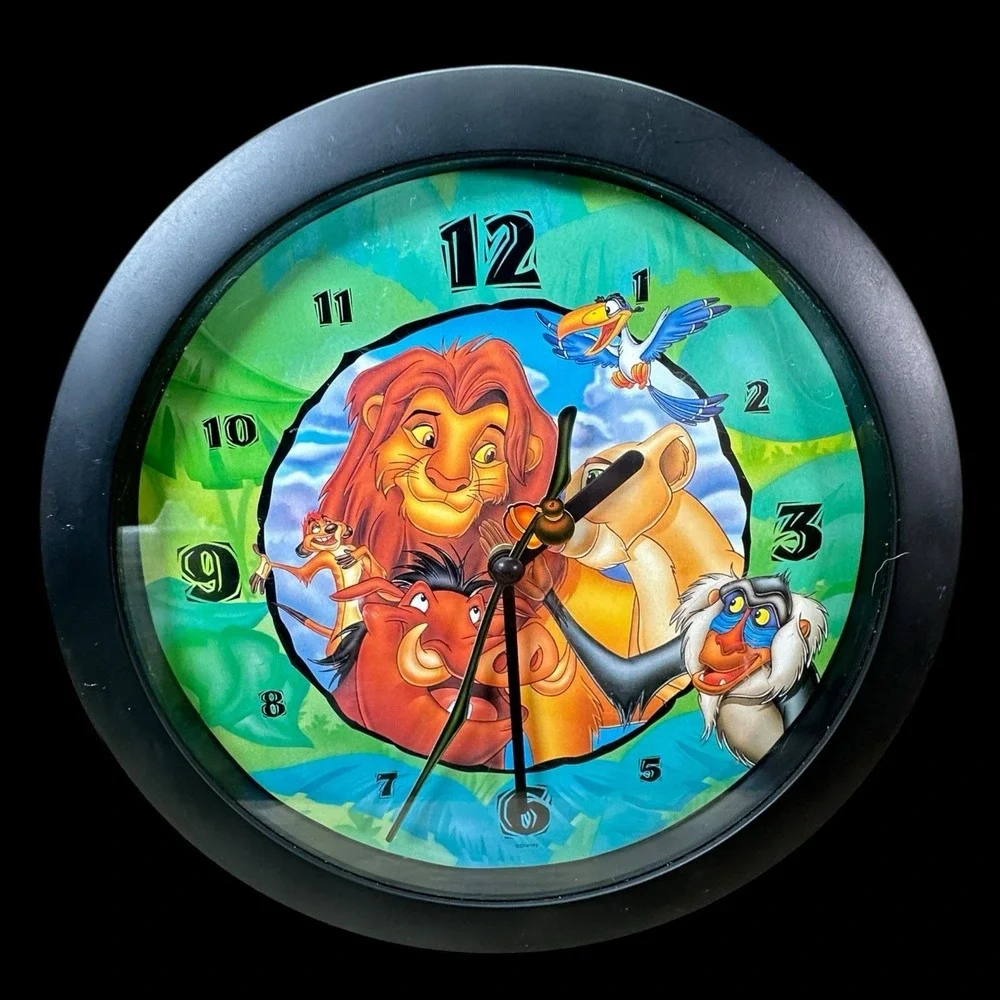 The Lion King 11 inch‎ Wall Clock Vintage Disney (Does not work)
